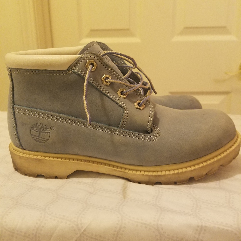 Powder Blue Womens Timberland Boots size 8M!!